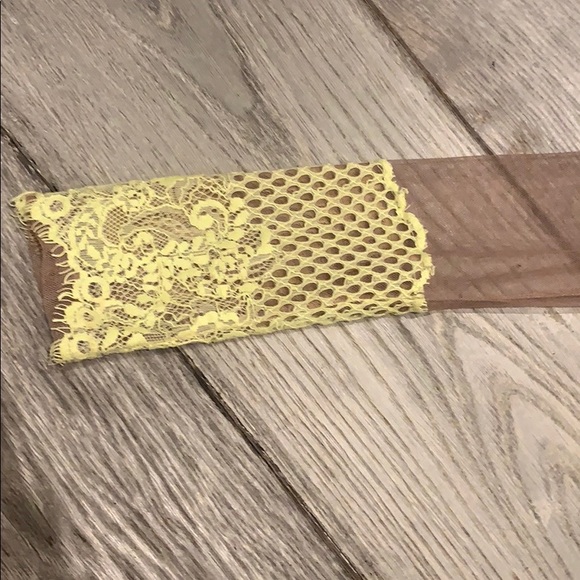 Lace Appliqué Dress - Picture 4 of 6